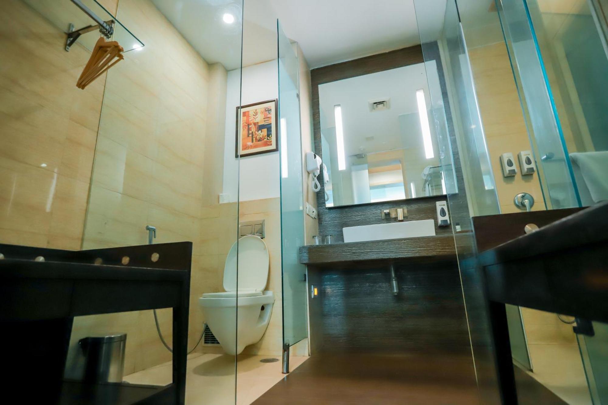 Bel-La Monde Hotel Chhattarpur South Delhi New Delhi Exterior photo