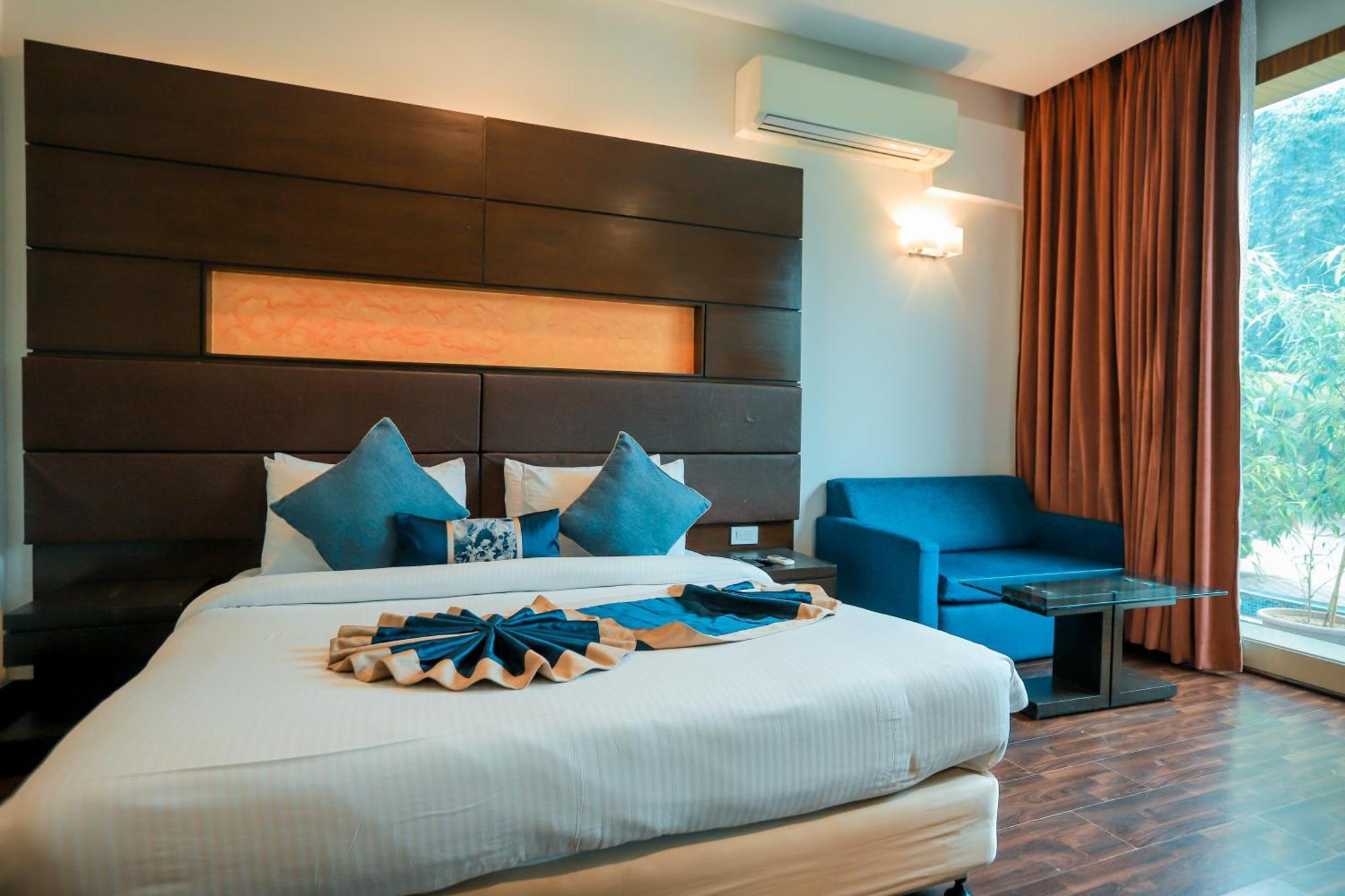 Bel-La Monde Hotel Chhattarpur South Delhi New Delhi Exterior photo