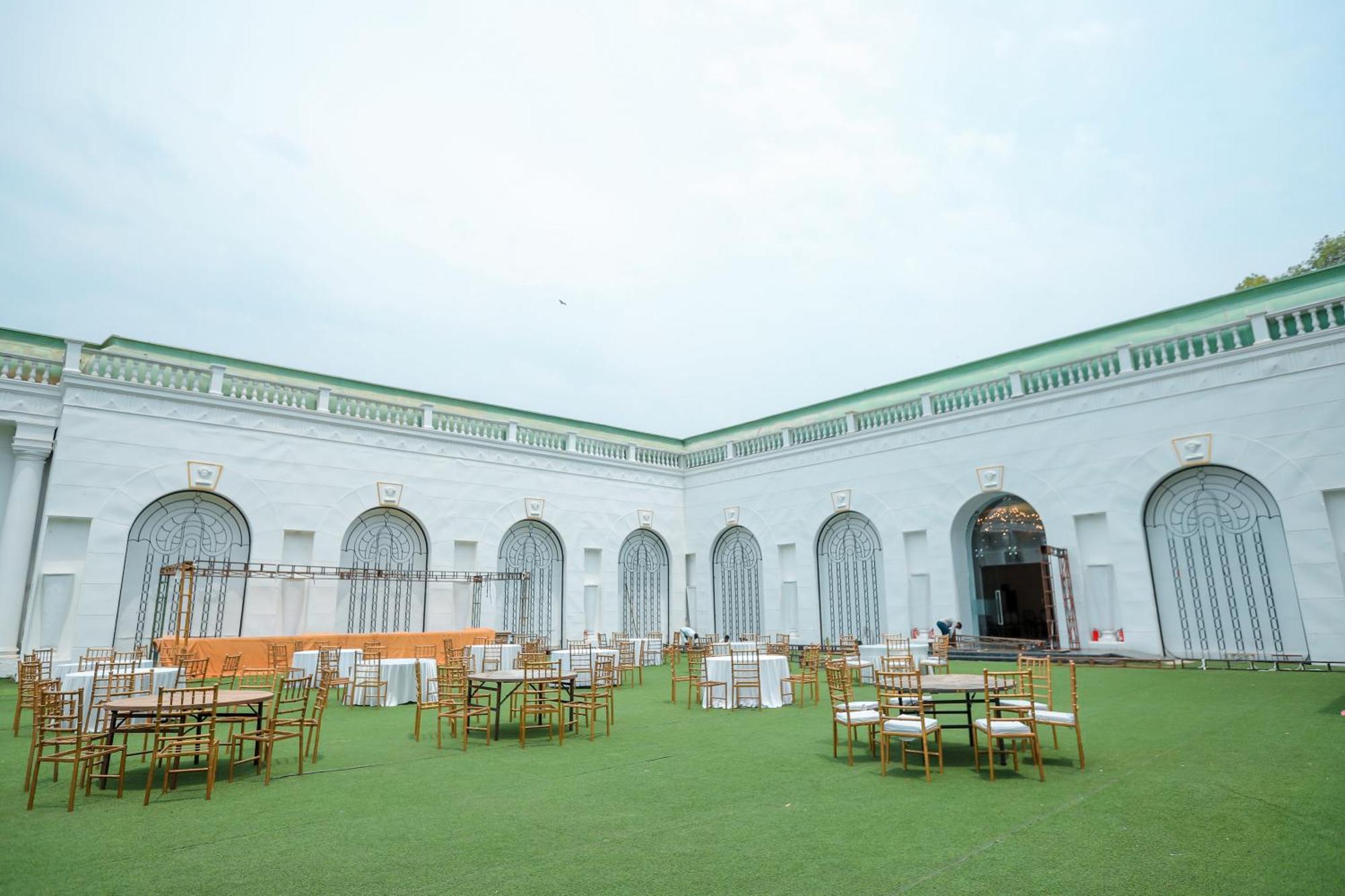 Bel-La Monde Hotel Chhattarpur South Delhi New Delhi Exterior photo