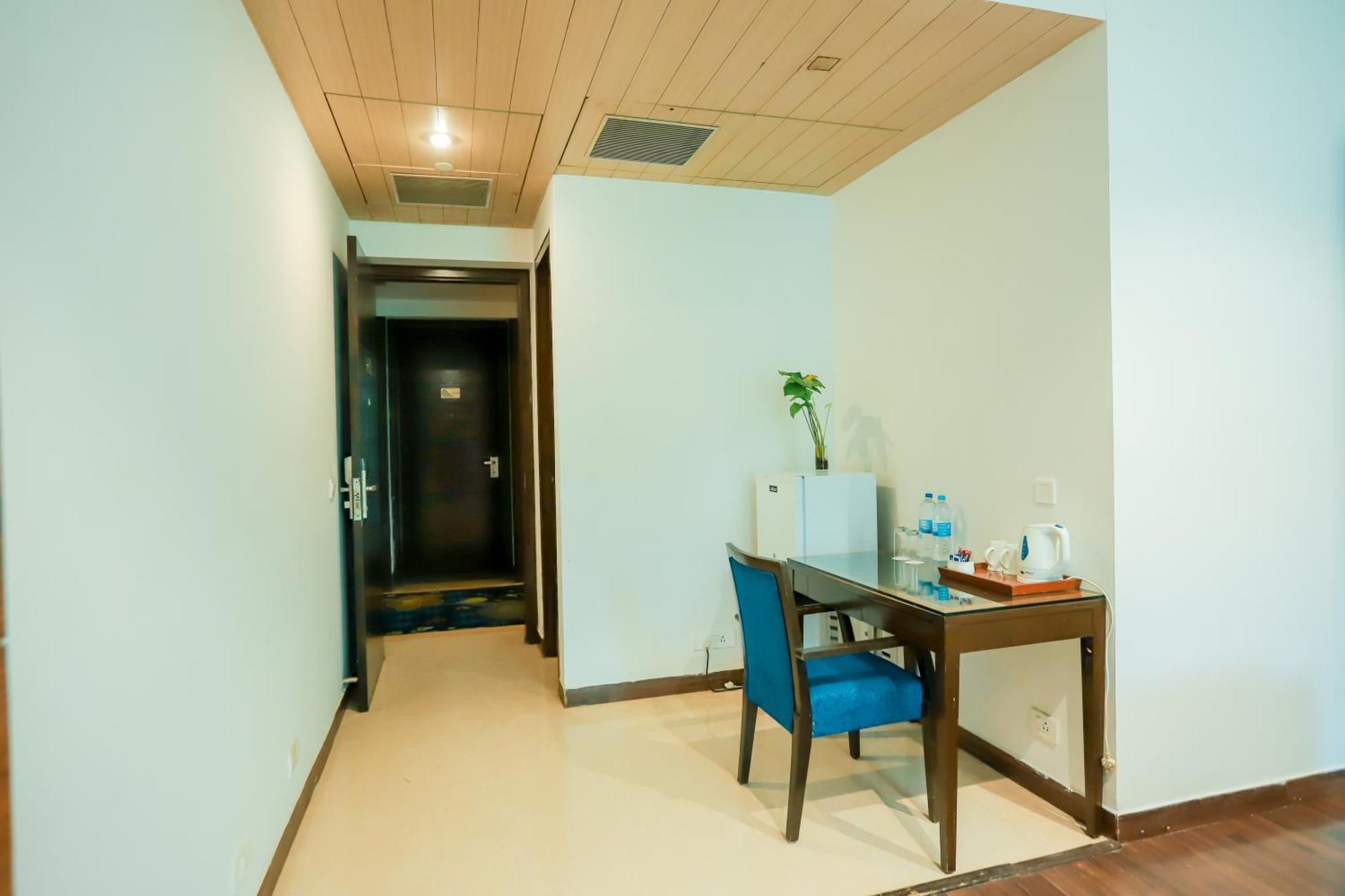 Bel-La Monde Hotel Chhattarpur South Delhi New Delhi Exterior photo
